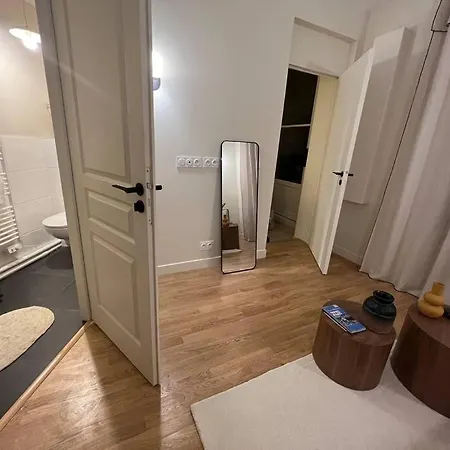 Marais - Unique Duplex Decorated With Taste Appartamento
