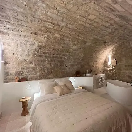 Marais - Unique Duplex Decorated With Taste Parigi